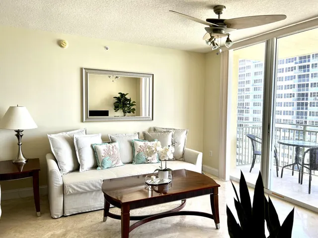 2-bedroom rental at 2080 S Ocean Drive #1608, Hallandale Beach