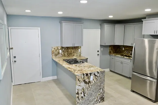 2-bedroom rental at 382 E Royal Palm Road #0080, Boca Raton