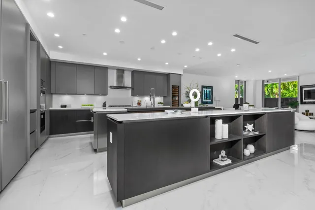 4-bedroom rental at 495 E Royal Palm Road #201, Boca Raton