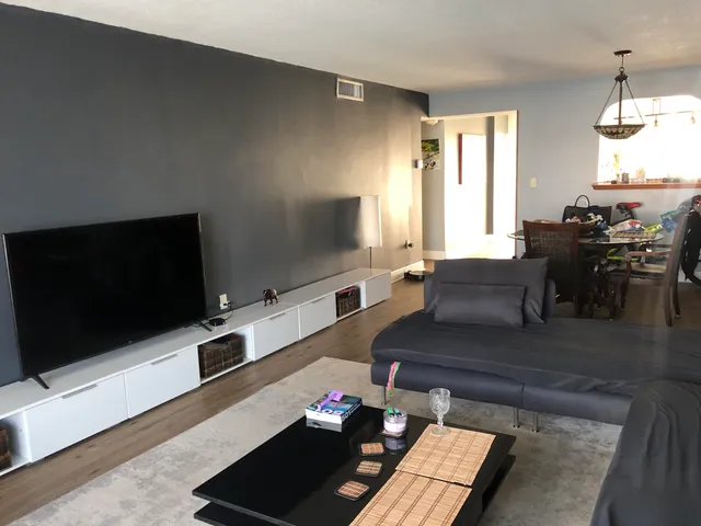 2-bedroom home at 1175 NE Miami Gardens Drive #103, Miami