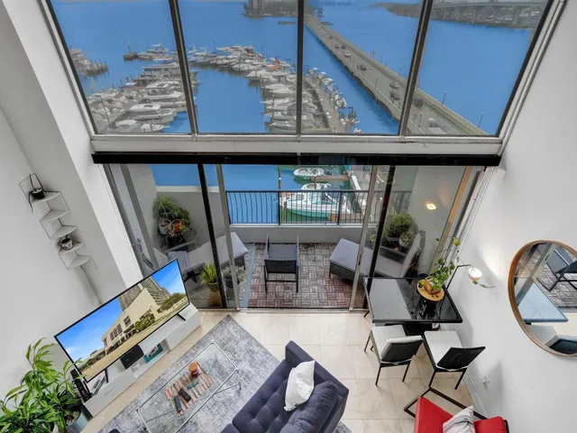 1-bedroom home at 555 NE 15th Street #T4(704), Miami
