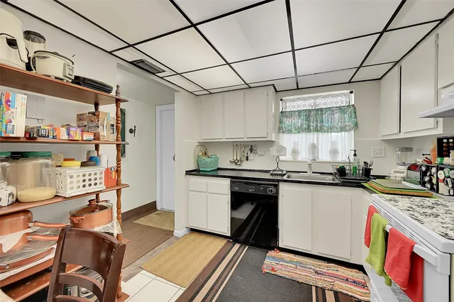 2-bedroom home at 10442 Sunrise Lakes Boulevard #202, Sunrise