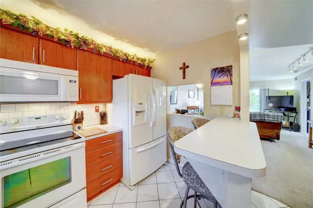 2-bedroom home at 9440 Sunrise Lakes Boulevard #312, Sunrise