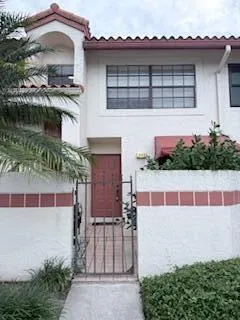 3-bedroom home at 307 Liberty Court, Deerfield Beach