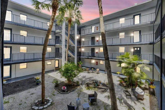 2-bedroom home at 2800 Somerset Drive #218j, Lauderdale Lakes