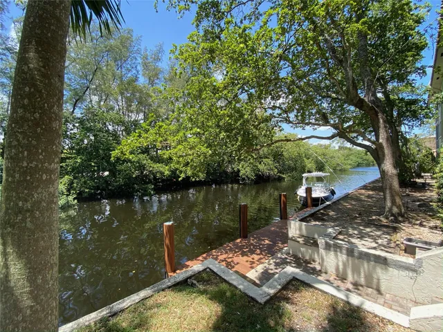 2-bedroom home at 1400 NE 57th Street #104, Fort Lauderdale