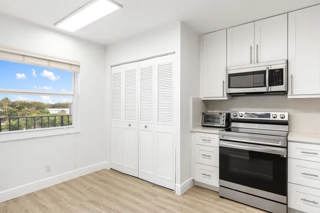 2-bedroom home at 6650 S Oriole Boulevard #4080, Delray Beach