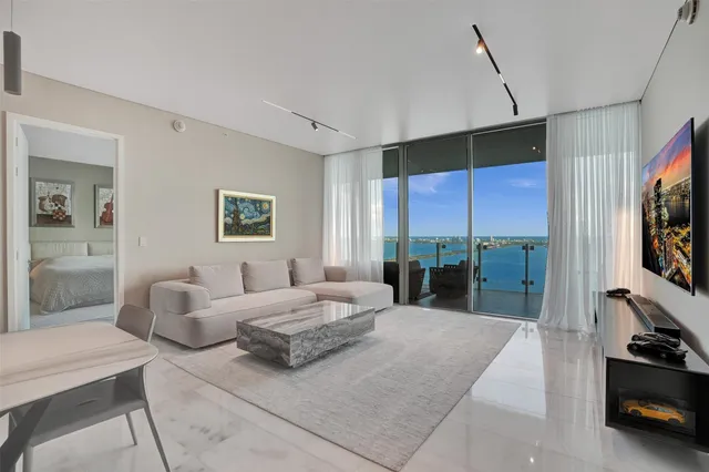 2-bedroom home at 700 NE 26th Terrace #4702, Miami