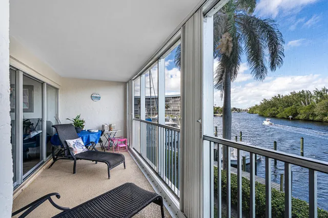 2-bedroom home at 1537 E Hillsboro Boulevard #243, Deerfield Beach