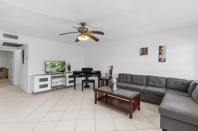 2-bedroom home at 3028 Harwood D, Deerfield Beach
