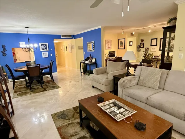 3-bedroom home at 2304 S Cypress Bend Drive #615, Pompano Beach