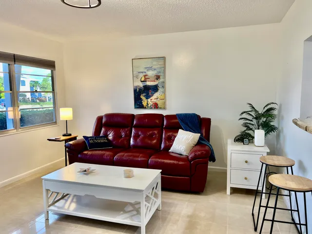 1-bedroom home at 1011 Harwood C #1011, Deerfield Beach