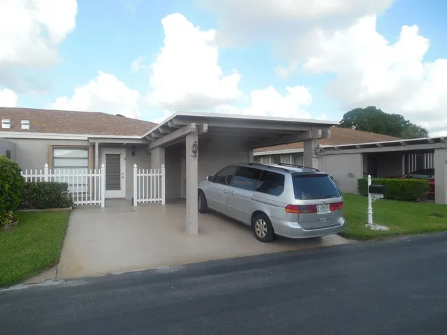 2-bedroom home at 6792 Moonlit Drive, Delray Beach