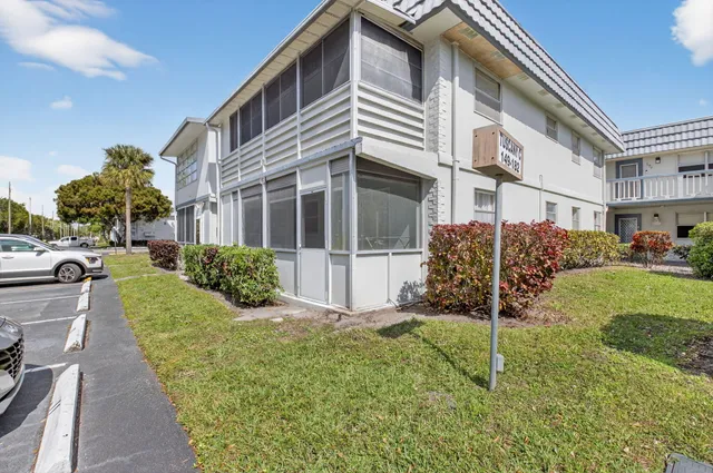 2-bedroom home at 152 Tuscany #C, Delray Beach
