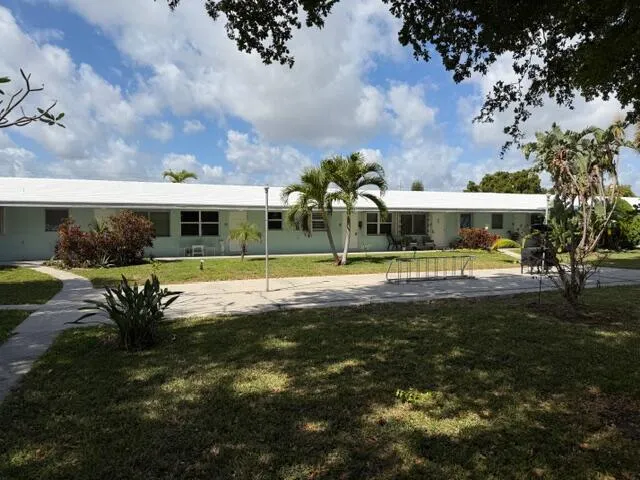 1-bedroom home at 3801 NE 22nd Terrace #12, Lighthouse Point