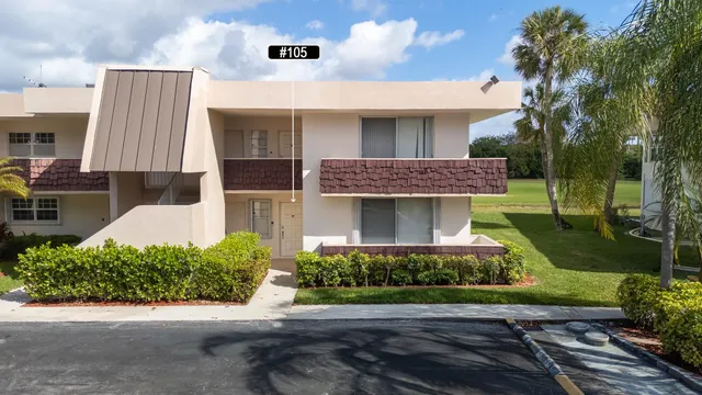 3-bedroom home at 3001 S Palm Aire Drive #105, Pompano Beach