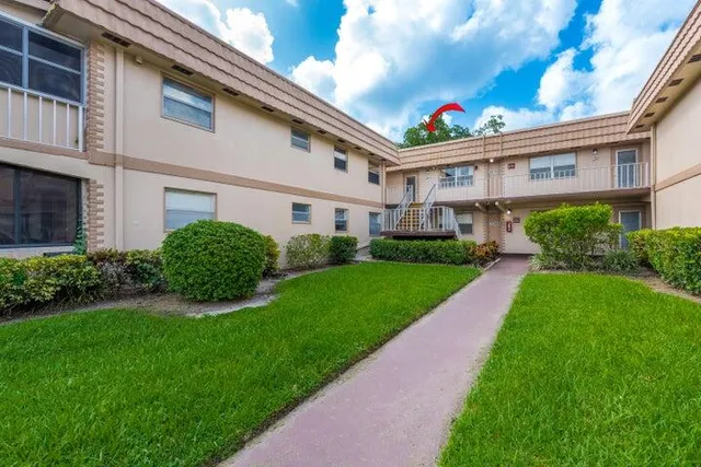 2-bedroom home at 657 Brittany N, Delray Beach