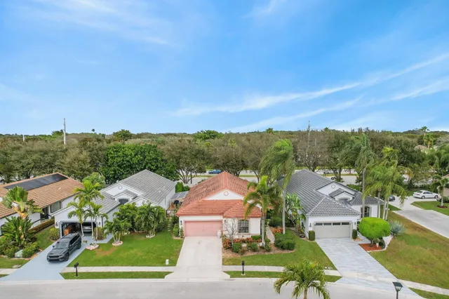 3-bedroom home at 10056 Lexington Circle N, Boynton Beach