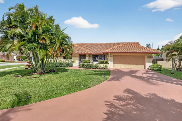 4-bedroom home at 9362 Laurel Green Drive, Boynton Beach