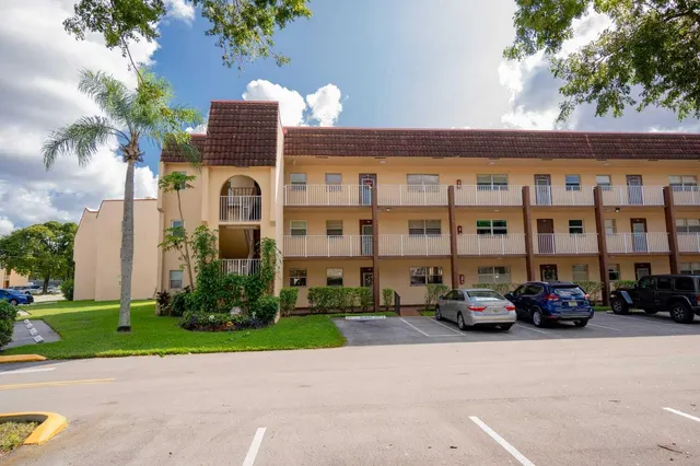2-bedroom home at 8861 Sunrise Lakes Boulevard #Unit 301, Sunrise