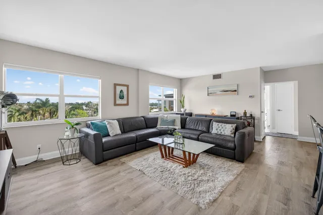 2-bedroom home at 2555 NE 11th Street #609, Fort Lauderdale