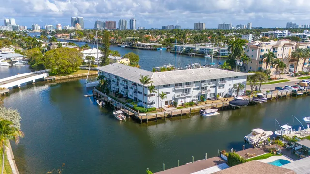 1-bedroom home at 535 Hendricks Isle #302, Fort Lauderdale