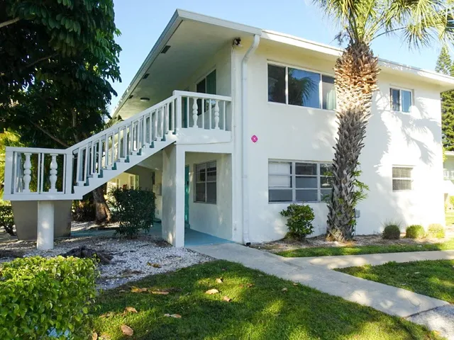 2-bedroom home at 316 SE 1st Street #5c, Boynton Beach