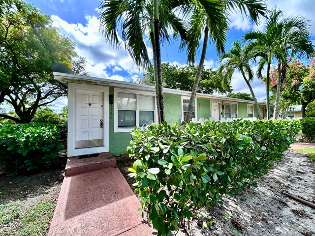1-bedroom home at 7168 Southgate Boulevard #7168, Tamarac