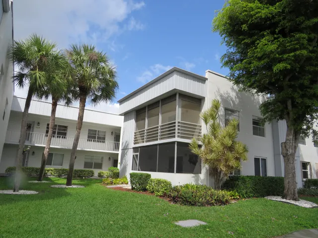2-bedroom home at 557 Burgundy L, Delray Beach
