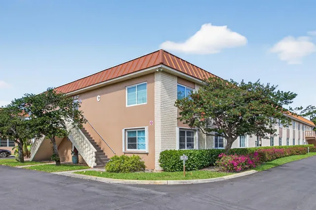 1-bedroom home at 9 NE 19th Court #214c, Wilton Manors