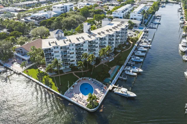 2-bedroom home at 140 NE 28th Avenue #406, Pompano Beach
