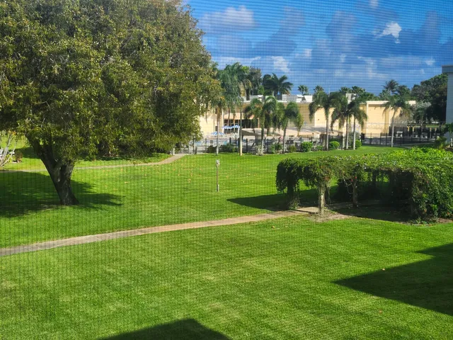 2-bedroom home at 2600 NE 1st Lane #311, Boynton Beach