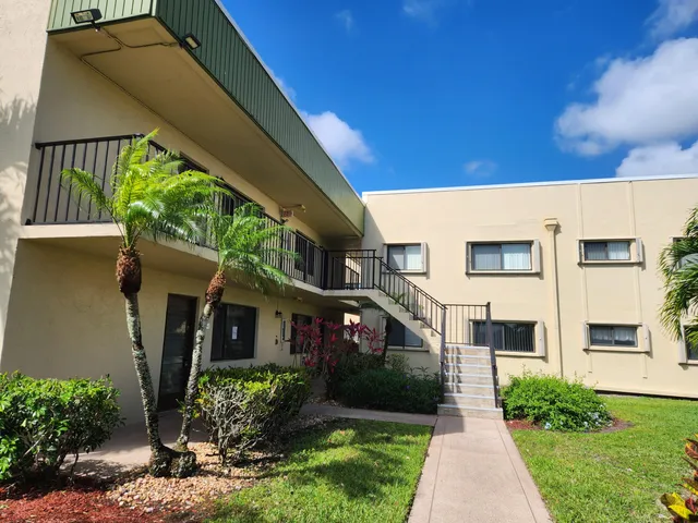 2-bedroom home at 15217 Lakes Of Delray Boulevard #87, Delray Beach