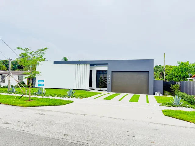 4-bedroom home at 8966 SW 40th Terrace, Miami