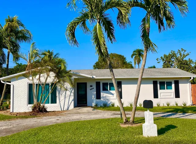 4-bedroom home at 2809 SW 46th Street, Dania Beach