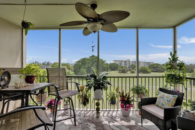 3-bedroom home at 2850 N Palm Aire Drive #401, Pompano Beach