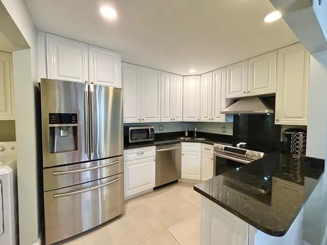2-bedroom home at 140 Lake Pine Circle #A-1, Greenacres