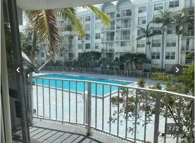 2-bedroom home at 486 NW 165th St Road #B-206, Miami