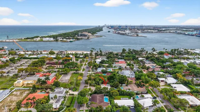 4-bedroom home at 1935 SE 25th Avenue, Fort Lauderdale