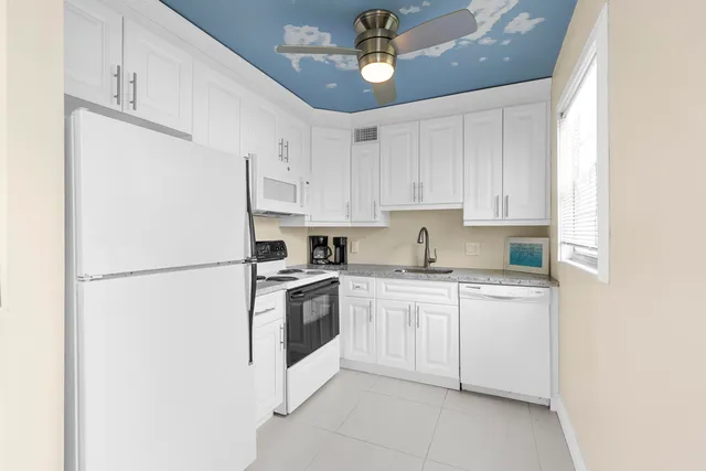 2-bedroom home at 209 Ventnor M #209, Deerfield Beach