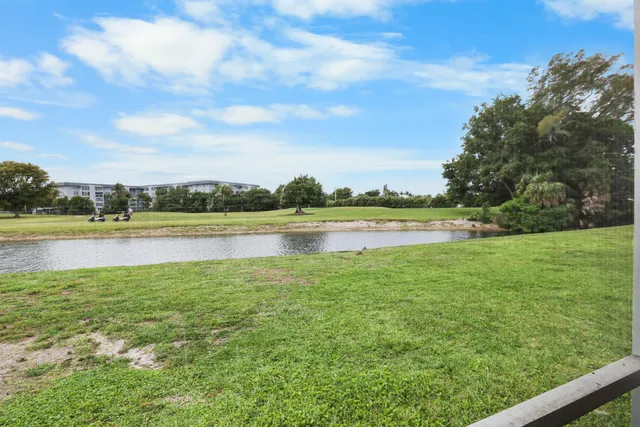 2-bedroom home at 1460 NW 80th Avenue #108, Margate