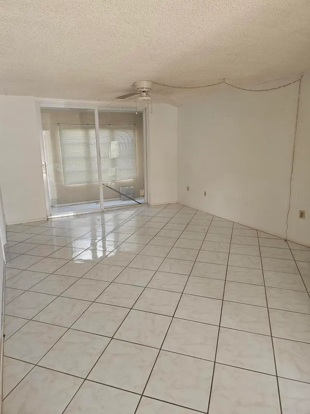 2-bedroom home at 8060 Sunrise Lakes Drive E #109, Sunrise
