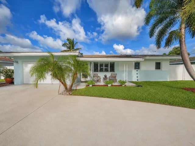 3-bedroom home at 380 SE 5th Avenue, Pompano Beach