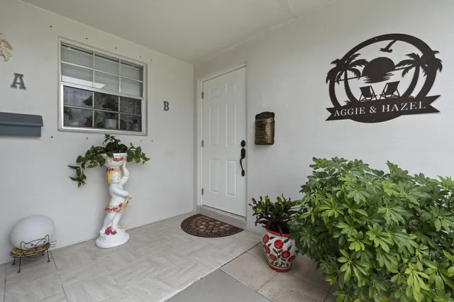 1-bedroom home at 1177 S Drive Circle #B, Delray Beach