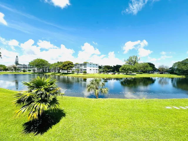 1-bedroom home at 2132 Cambridge F #2132, Deerfield Beach