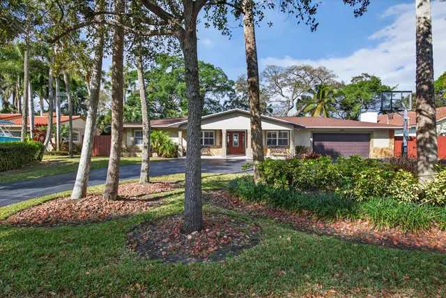 5-bedroom home at 2535 SW 30th Terrace, Fort Lauderdale