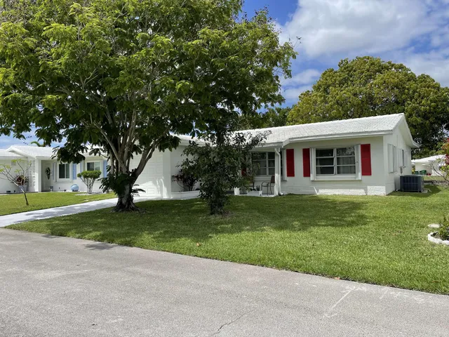 2-bedroom home at 6703 NW 73rd Street, Tamarac