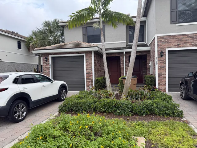 3-bedroom home at 178 SE 5th Court SE, Deerfield Beach