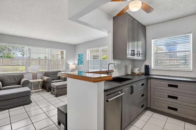 1-bedroom home at 492 W Tilford W, Deerfield Beach