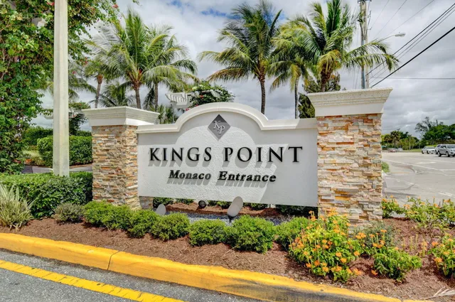 2-bedroom home at 66 Capri B, Delray Beach
